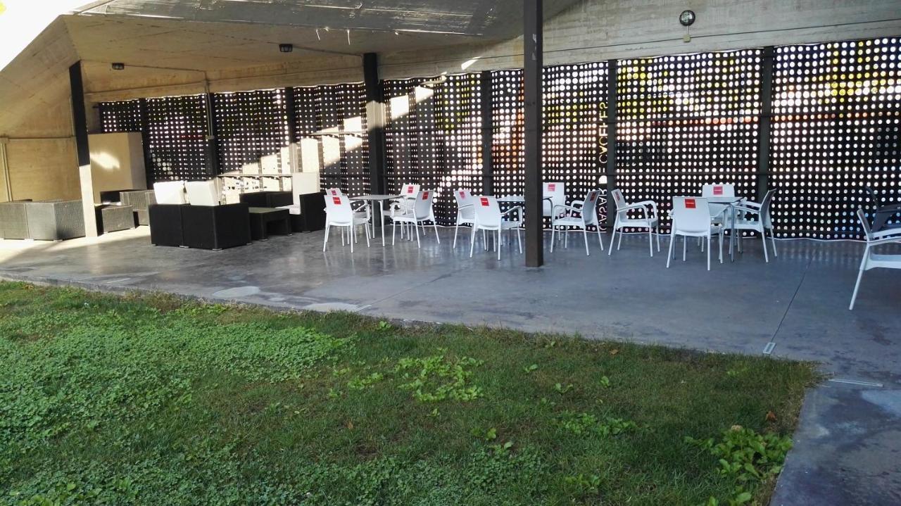 Albergue Rural Via De La Plata Casar de Cáceres Eksteriør bilde